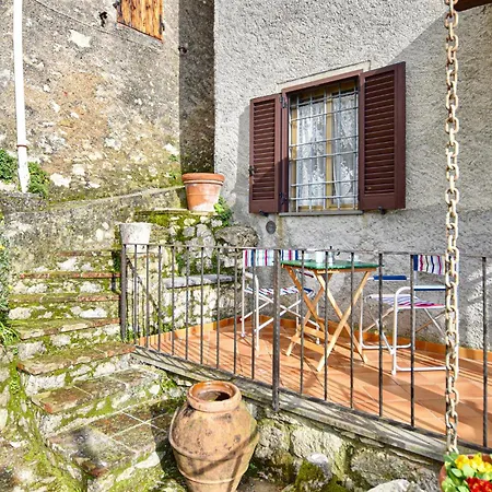 Nyaraló Cozy In Metato With Kitchen Casoli